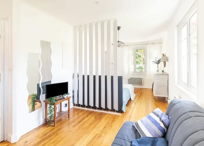 La Republique-2 By Interhome *